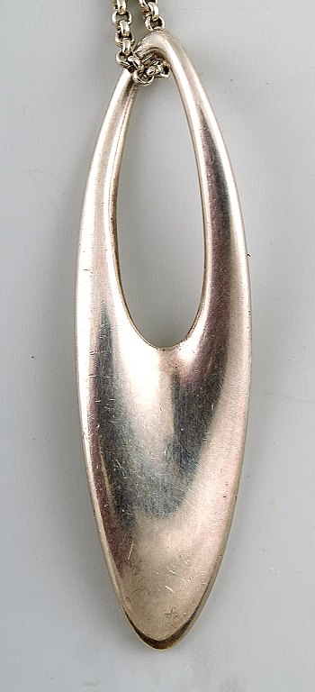 Georg Jensen. Zephyr chain in sterling silver.