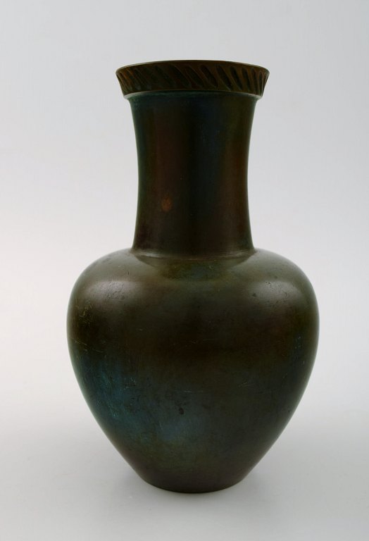 GAB, Sweden Art deco vase, bronze. 1930 / 40s.