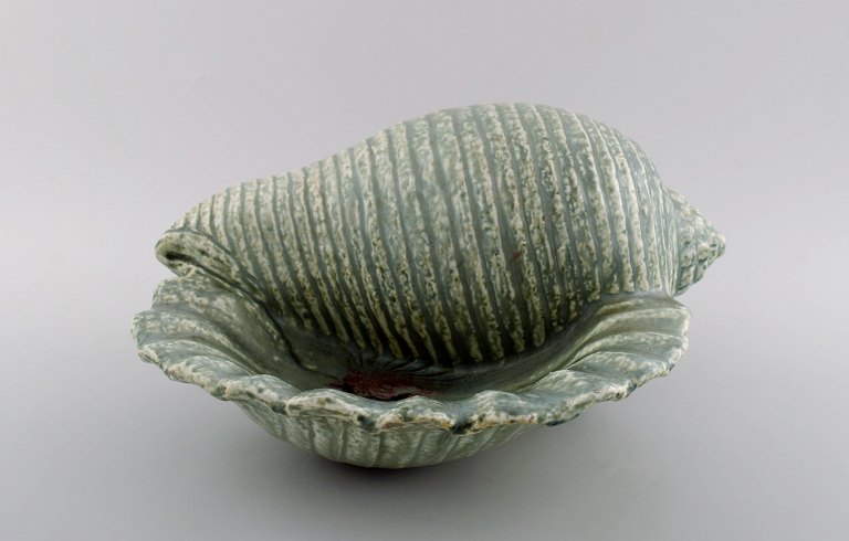 Rare Rörstrand / Rorstrand, Gunnar Nylund ceramic large bowl / sculpture in the form of a snail house.