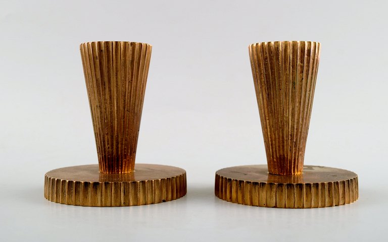 Tinos art deco, et par lysestager i bronze.Danmark, 1940´erne.