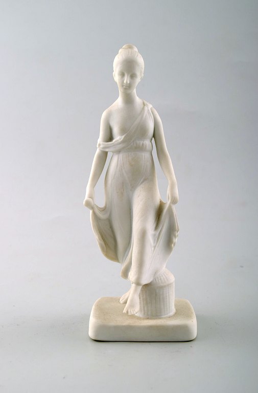 Antik B&G (Bing & Grøndahl) biscuit figur efter Thorvaldsen. Danserinde.