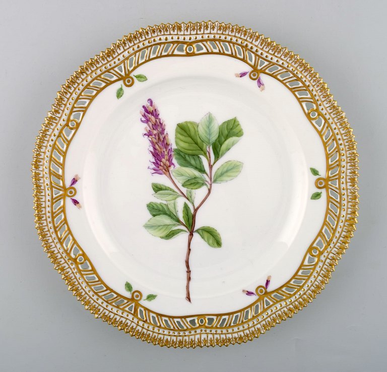 Flora Danica plate from Royal Copenhagen pierced border.