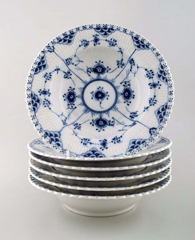 Six plates Royal Copenhagen blue fluted full lace - Royal Copenhagen.Deep / soup / pasta / porridge dishes no. 1079.