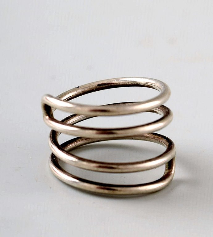 Bent Knudsen Sterlingsølv ring i moderne stilrent design, 1960´erne.