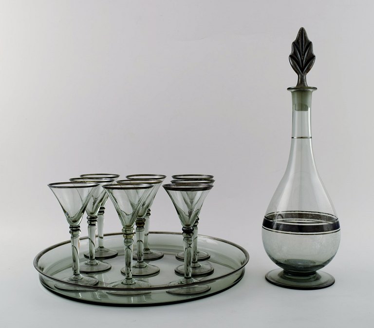 SIMON GATE for Orrefors, Art deco art glass 9p. Liqueur set with decanter on tray.