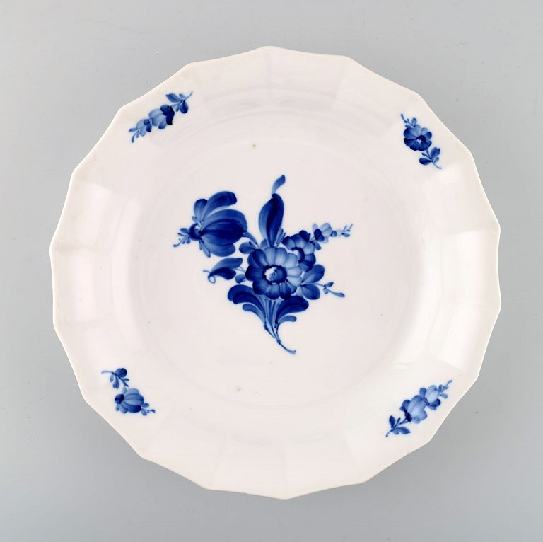 Royal Copenhagen Blue Flower Angular, bowl.Decoration Number 10/8529.
