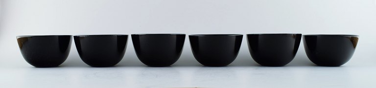 Orrefors "Colora" 6 bowls in art glass in black.Designed by Sven Palmqvist.