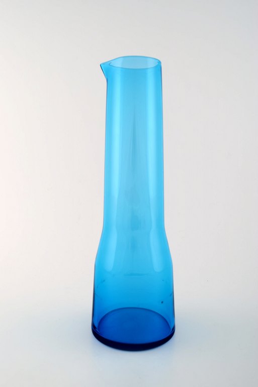 Kaj Franck (Finsk, 1911–1989) Nuutajärvi Glass Works, Finland, kunstglas. Kande i turkis kunstglas.