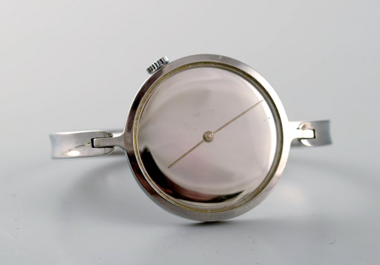 Vivianna Torun Bülow-Hübe for Georg Jensen: A lady