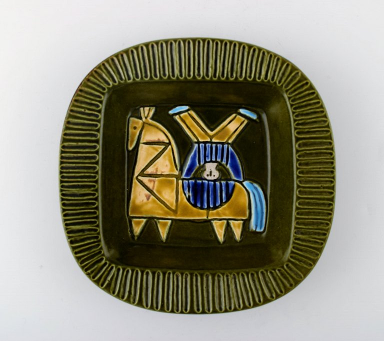 Swedish ceramist: Dish, man on horse. 1960 s.