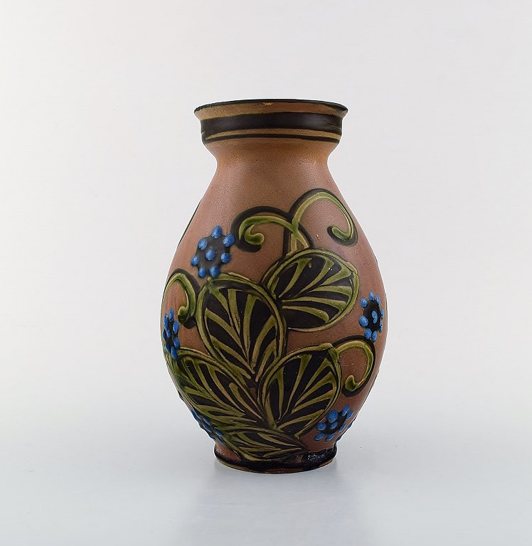 Kähler, HAK, glazed stoneware vase in modern design.1930 / 40