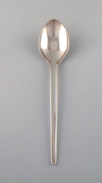 Magnus Stephensen for Georg Jensen. "Argo" dinner spoon in sterling silver.