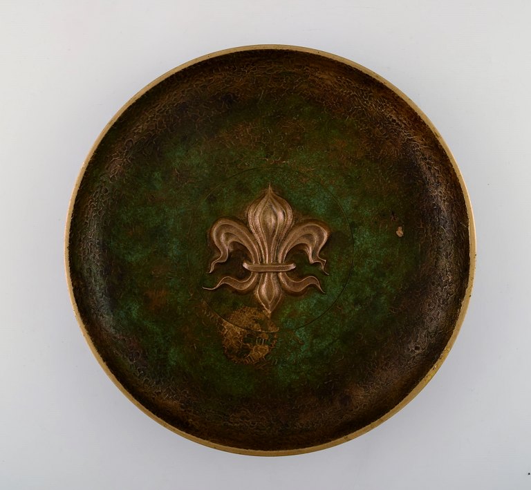 Stor Tinos art deco fad i bronze.
Danmark, 1940´erne.