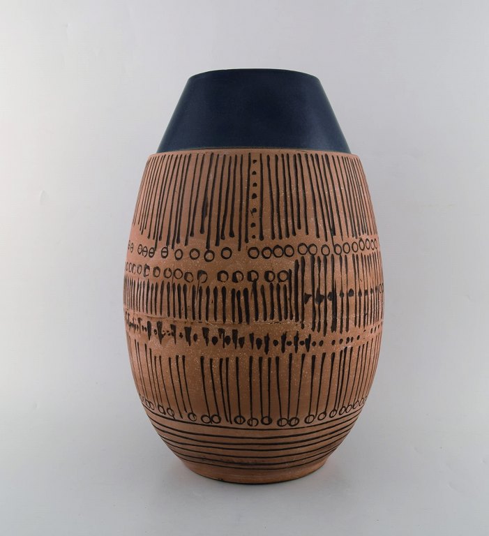 Lisa Larson for Gustavsberg. Huge Granada ceramic vase in modernist design. 1960 / 70