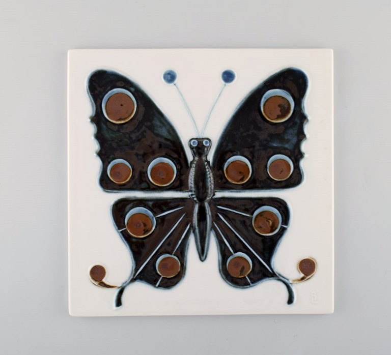 Bertil Lundgren for Rörstrand. "Gallery 2" wall plaque in glazed porcelain with butterfly. 1970