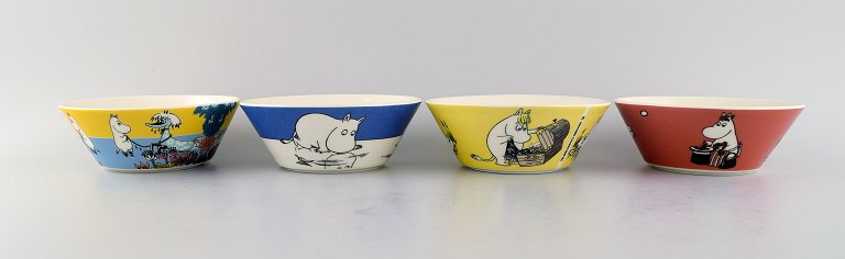 Arabia, Finland. Fire skåle i porcelæn med motiver fra Mumitroldene. Sent 1900-tallet. 