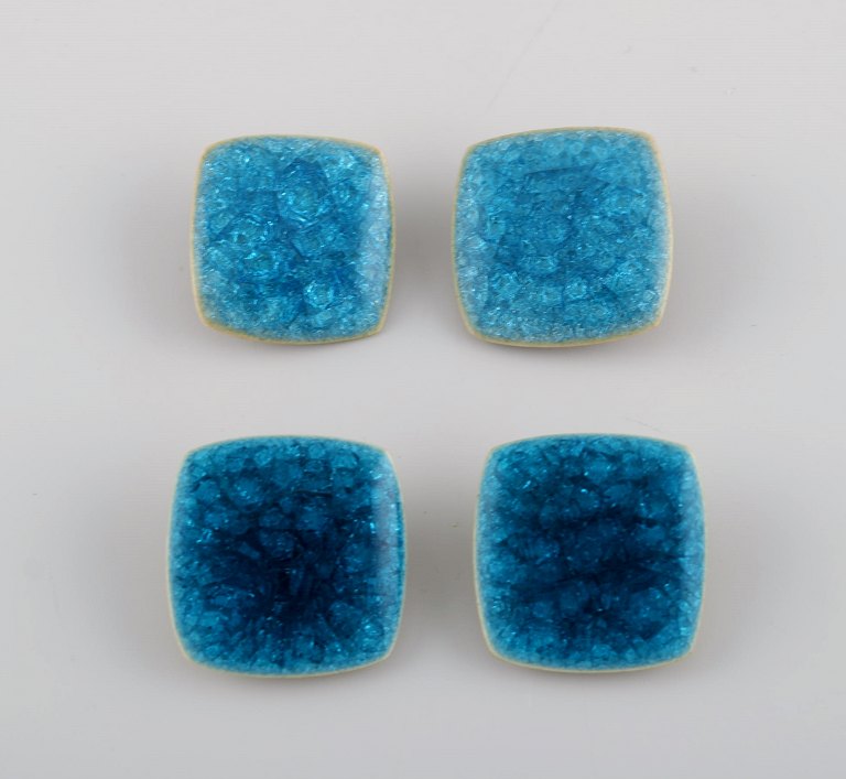 Ole Bjørn Krüger (1922-2007), Danish sculptor and ceramicist. Two pairs of unique ear clips in glazed stoneware. Beautiful glaze in blue tones. 1960s / 70s.