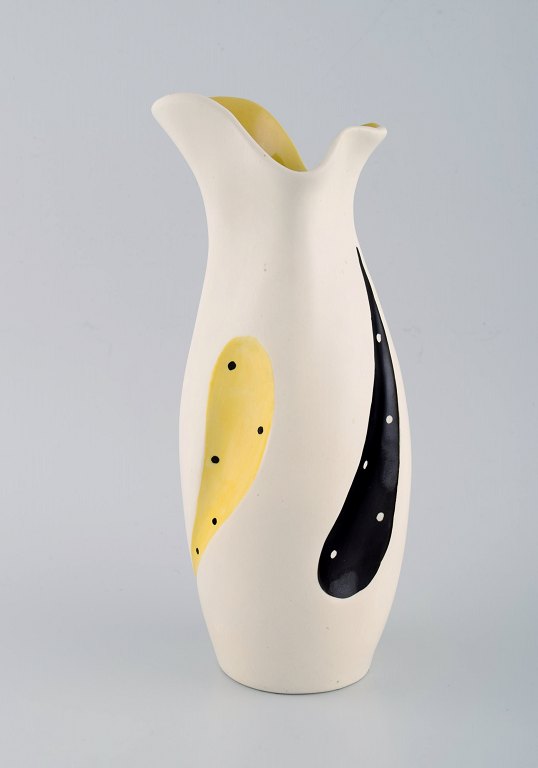 Burleigh Ware, England. Vase in glazed ceramics. Modernist design, mid 20th century.