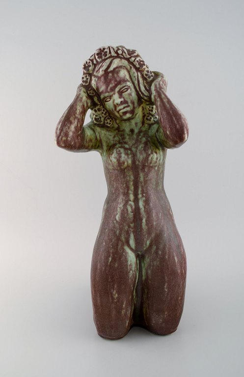 Harald Salomon for Rörstrand. Large unique sculpture of naked woman in glazed stoneware. Dated 1944.