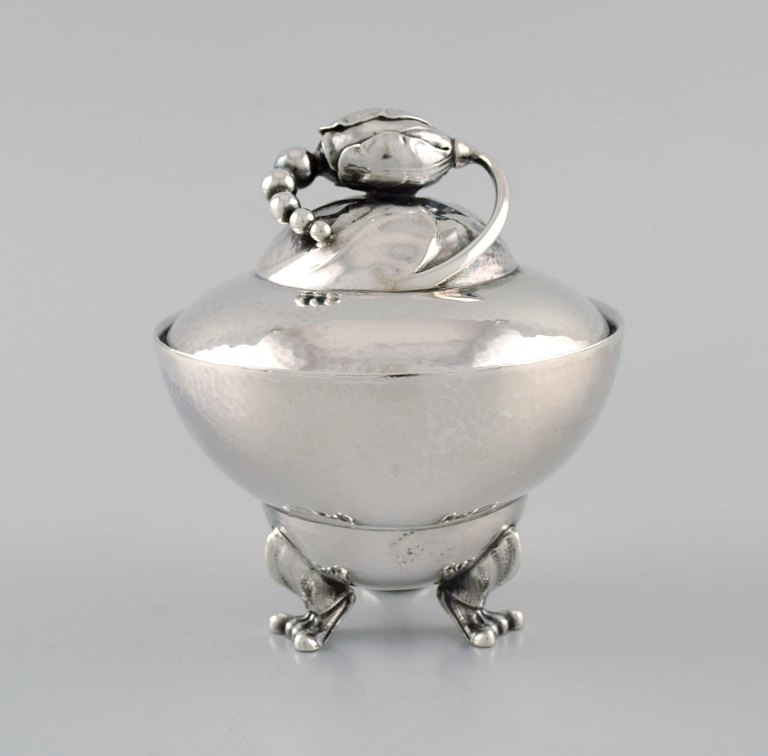 Georg Jensen Blossom sugar bowl in hammered sterling silver. Model 2D. Dated 1925-1932.