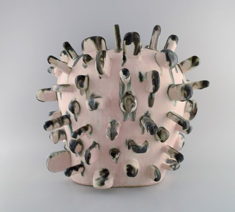 Christina Muff, Danish contemporary ceramicist (b. 1971). Very large sculptural unique vase in glazed stoneware. White / delicate pink glaze as base. Gray running glaze on all tips.
