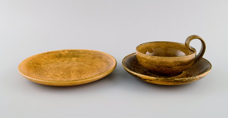 Kähler, HAK. Egoist tesæt i glaseret stentøj. Smuk gul uranglasur. Midt 1900-tallet. 