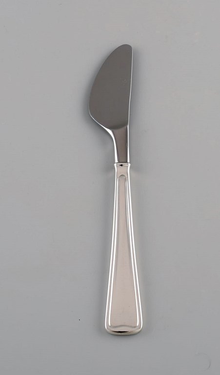 Rare Georg Jensen Koppel cutlery. Lunch knife in sterling silver and stainless steel. Seven pieces in stock.