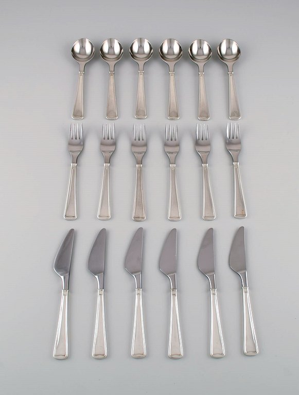 Rare Georg Jensen Koppel cutlery. Lunch service in sterling silver for six people.