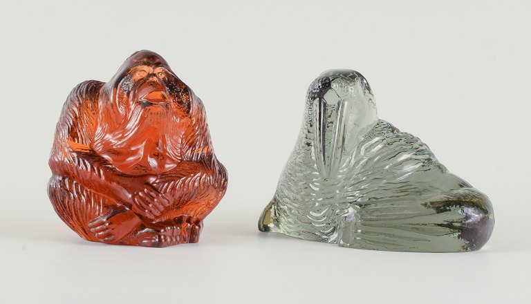 Paul Hoff for Swedish glass.Two figures in the shape of an orangutan and a walrus.Designed for WWF.