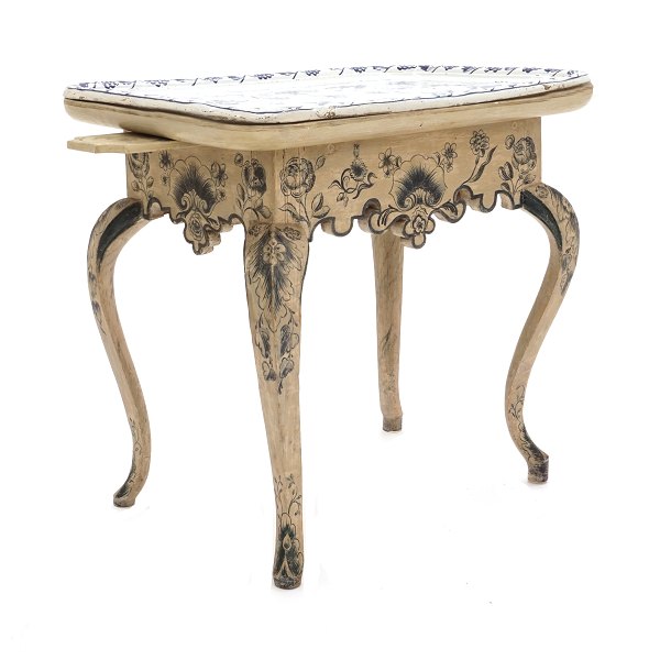 Blue decorated faience tray top Rococo table by the manufacture of Schleswig. Signed circa 1760