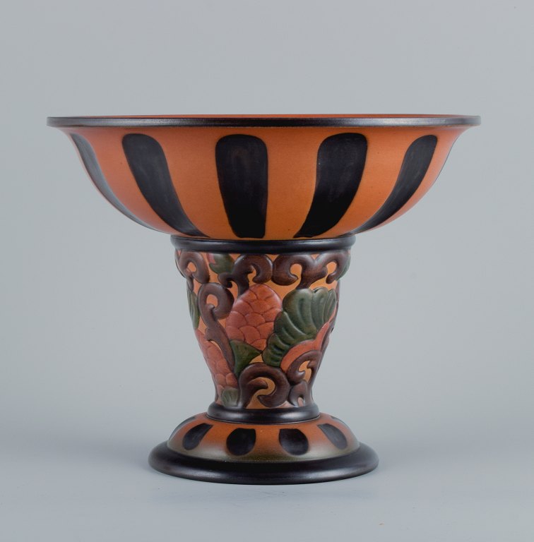 Ipsens, Denmark, Art Nouveau faience compote, decorated with foliage and flowers.