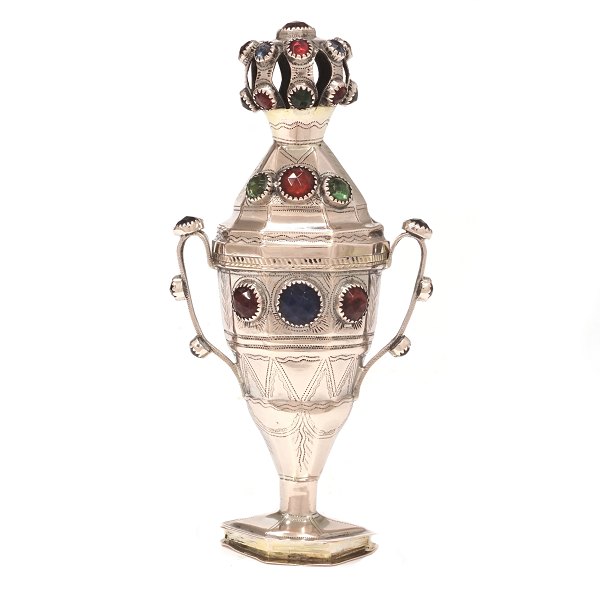 Danish silver vinaigrette by Jens Jensen, Sonderburg, 1831-70. H: 13,4cm. W: 84,4gr