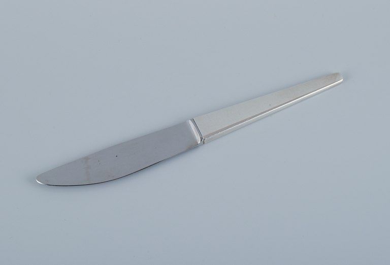 Georg Jensen, Caravel, dinner knife in sterling silver. Blade in stainless steel.