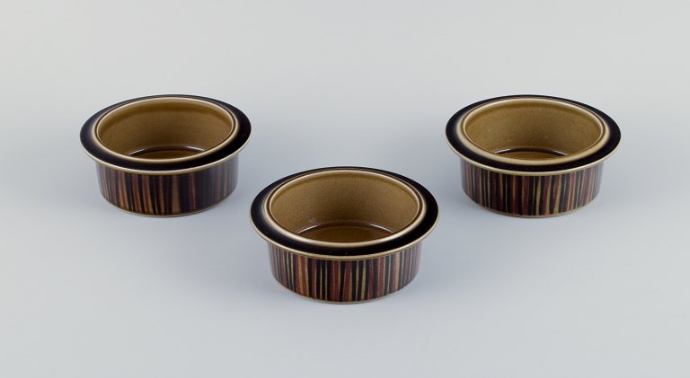 Gunvor Olin-Grönqvist for Arabia, "Cosmos," three bowls. Stoneware in a retro style. Glazed in green-brown tones.