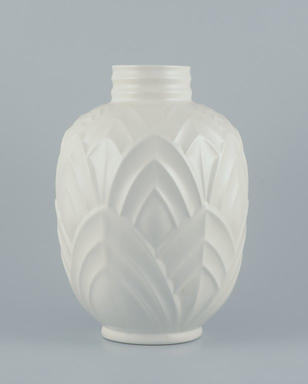 Boch Keramis, Belgium. Large ceramic vase. White glaze. Modernist design. Geometric pattern.