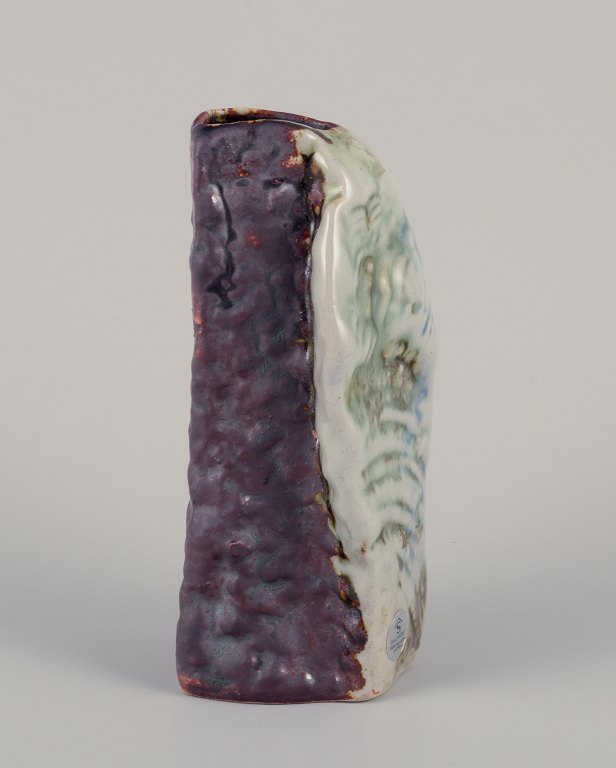 Carl Harry Stålhane for ”Designhuset”, Lidköping Sverige.Vase i keramik.