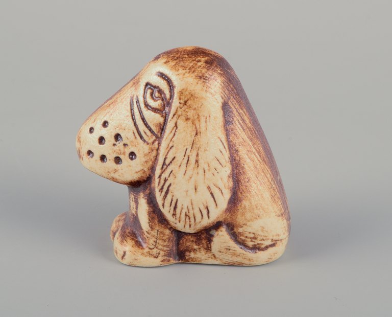 Lisa Larson for Gustavsberg, Sweden.Basset hound in glazed ceramic.