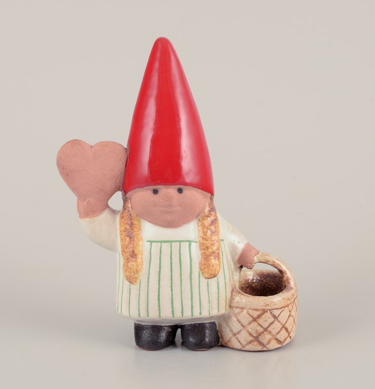 Lisa Larson for Gustavsberg. Nissepige med fletkurv og honninghjerte.