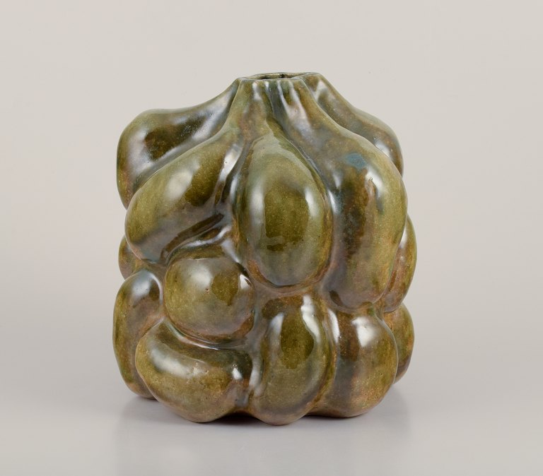 Christina Muff, Contemporary Danish ceramic artist (born 1971).Large, one of a kind sculptural vessel in stoneware clay.