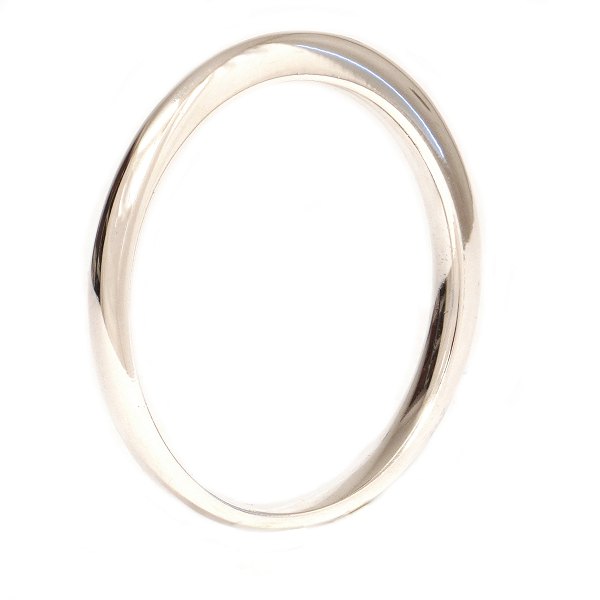 Nanna Ditzel for Georg Jensen 158 sterlingsilver bangle. D inside: 6,3cm. W: 
76gr
