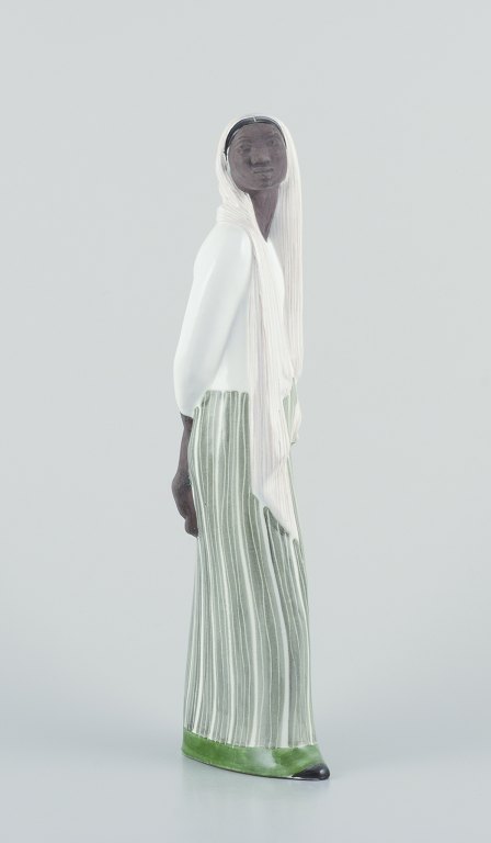 Mari Simmulson for Upsala-Ekeby, Sweden. Ceramic figure of an Indonesian woman.