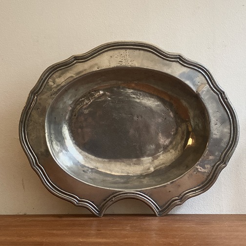 Tinn shaving dish