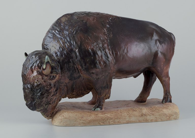Kuno Norvark for Bing and Grondahl. Colossal and rare bison box in glazed stoneware.