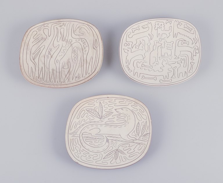 Gunnar Nylund for Nymølle, Danmark.Tre unika fade af lertøj.