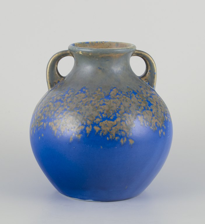 Villeroy & Boch, Luxembourg.Large unique ceramic jar with two handles.