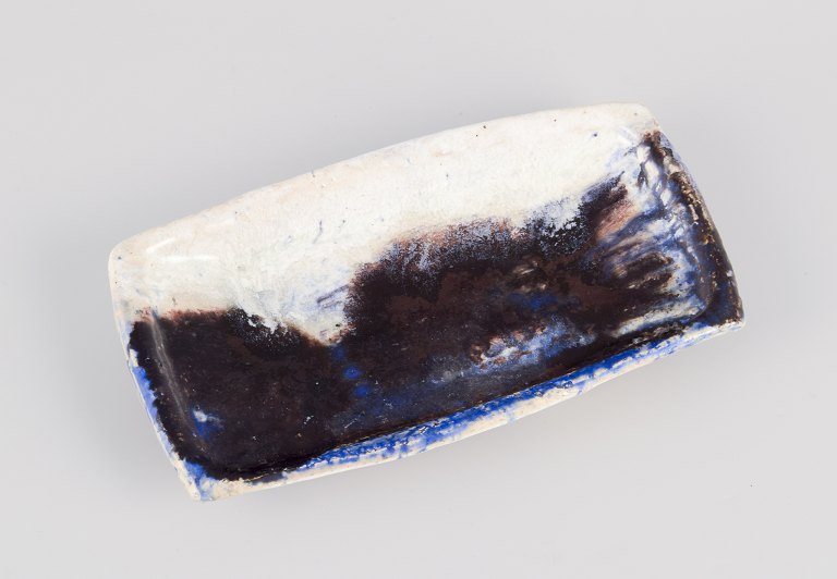 Jeppe Hagedorn-Olsen (1929–2011) Unique bowl in earthenware.