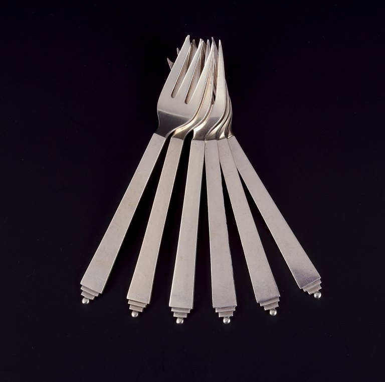Georg Jensen Pyramide. Seks kagegafler i sterlingsølv.