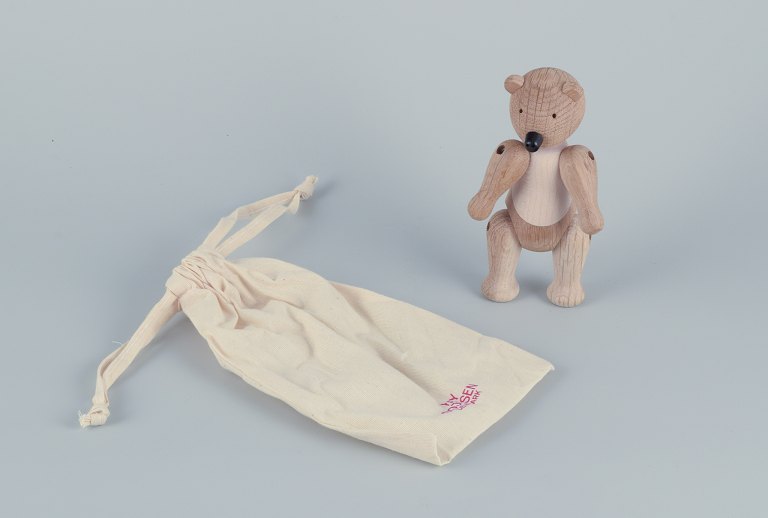 Kay Bojesen, dansk designer.Bjørn fremstillet i træ.