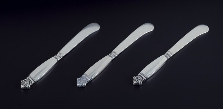 Georg Jensen, "Acanthus". Three butter knives in sterling silver.