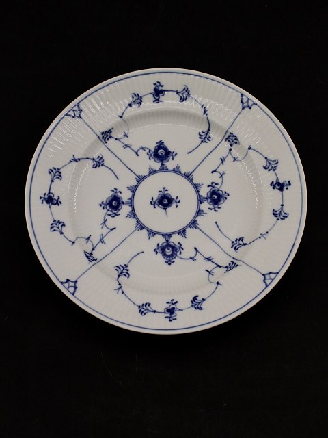 Royal Copenhagen blue fluting plate 1/177